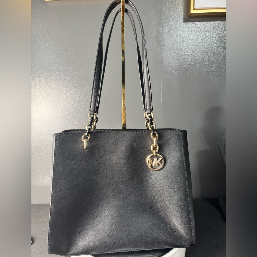 MICHAEL KORS SOFIA LARGE SAFFIANO LEATHER TOTE